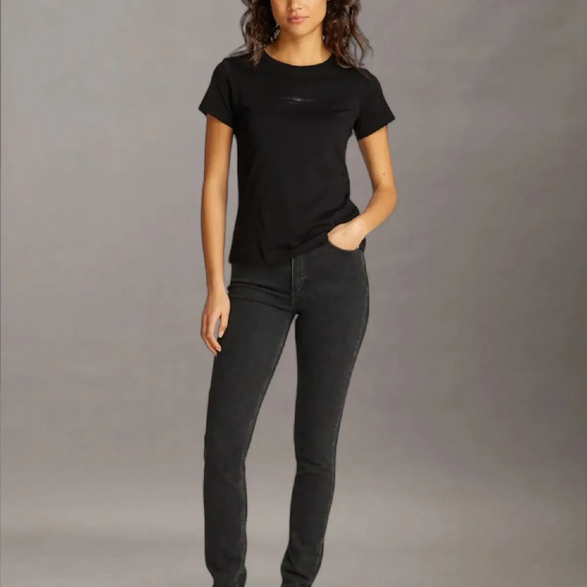 CALVIN KLEIN - Polera slim con logo Negro Calvin Klein