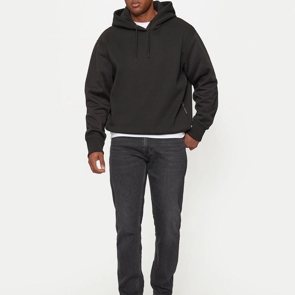 CALVIN KLEIN - Polerón con gorro y logo tape Negro Calvin Klein