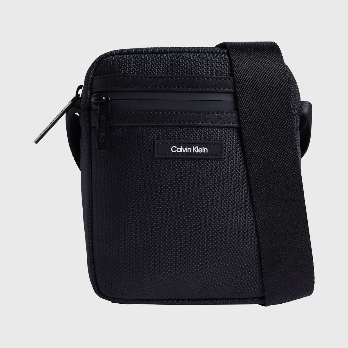 CALVIN KLEIN - Bolso Reporter Ck Essential Negro Calvin Klein