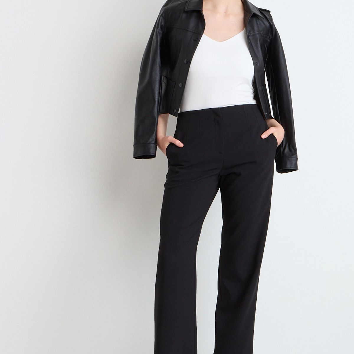 IO - Pantalon Mujer Negro IO