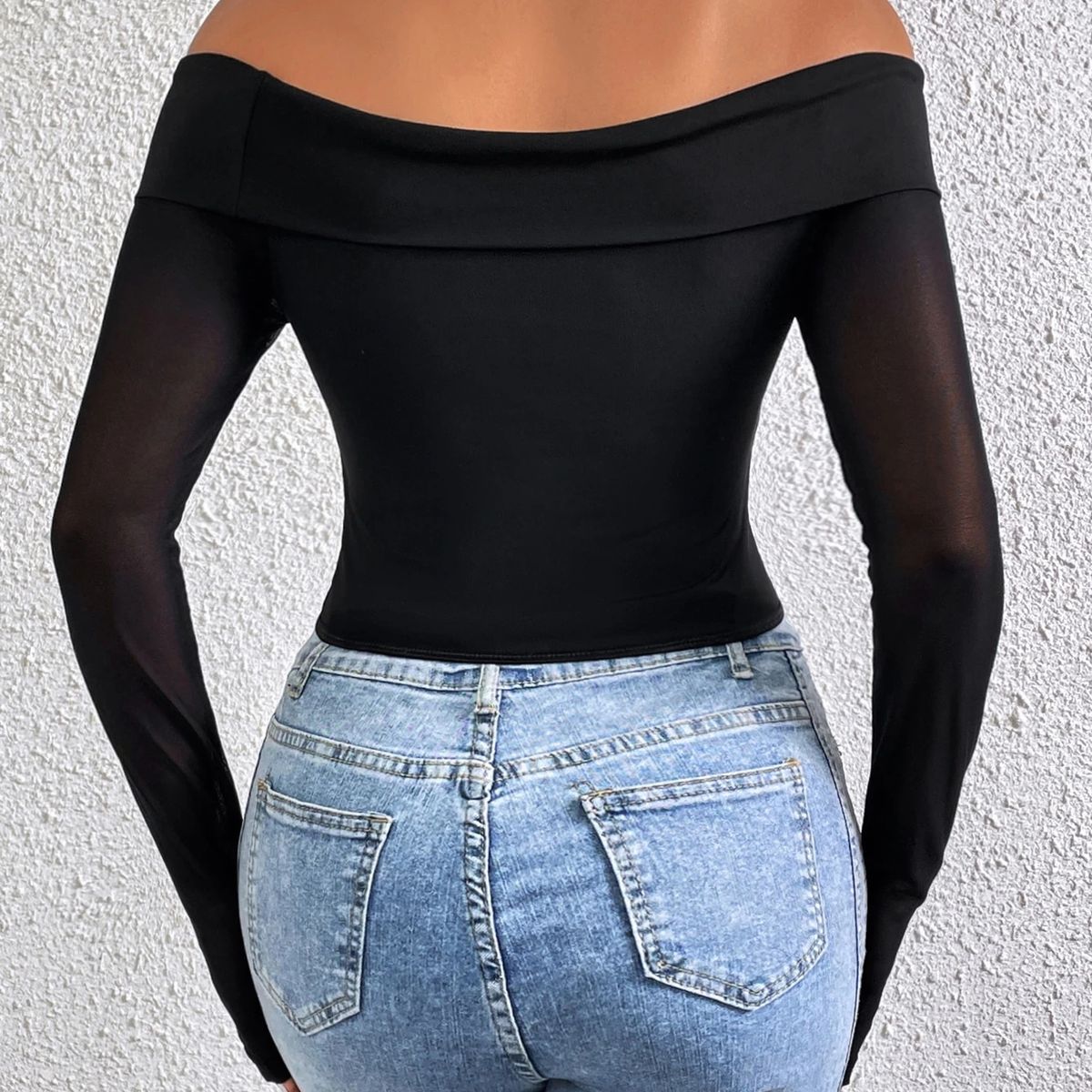 GARSIL - Crop Top Para Mujer - Hombros Descubiertos Y Escote De Manga Larga