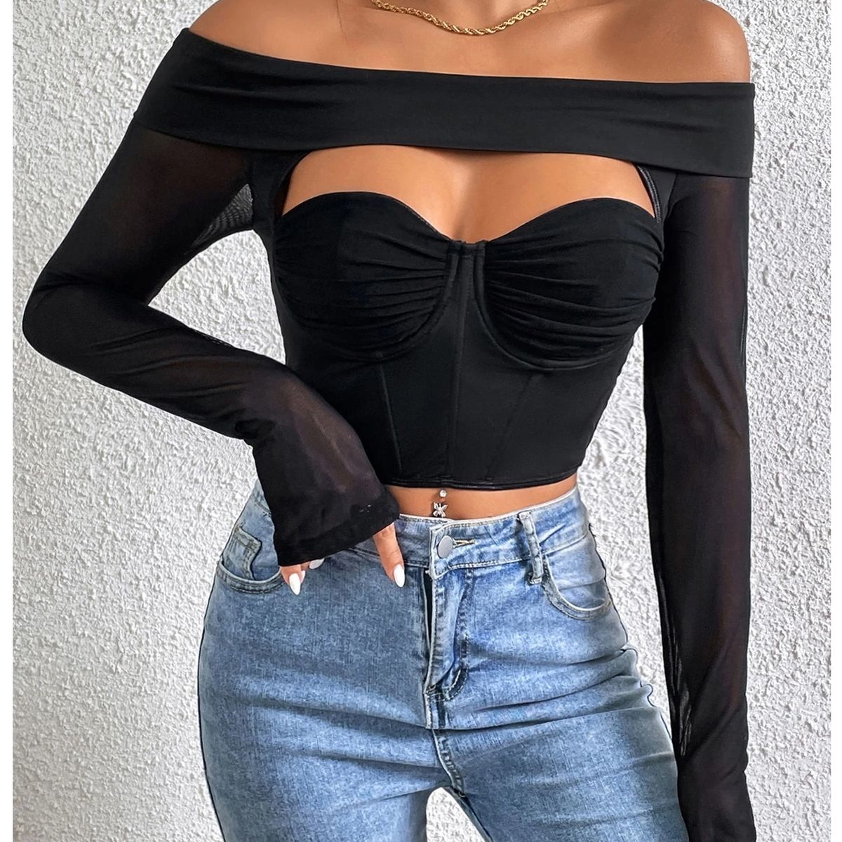 GARSIL - Crop Top Para Mujer - Hombros Descubiertos Y Escote De Manga Larga