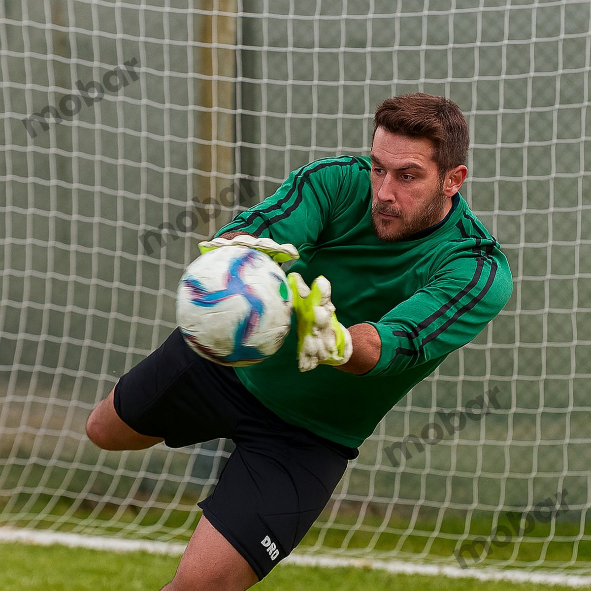 DRB - Pantalon Arquero Corto Short Futbol Deportiv Drb Niño Adulto