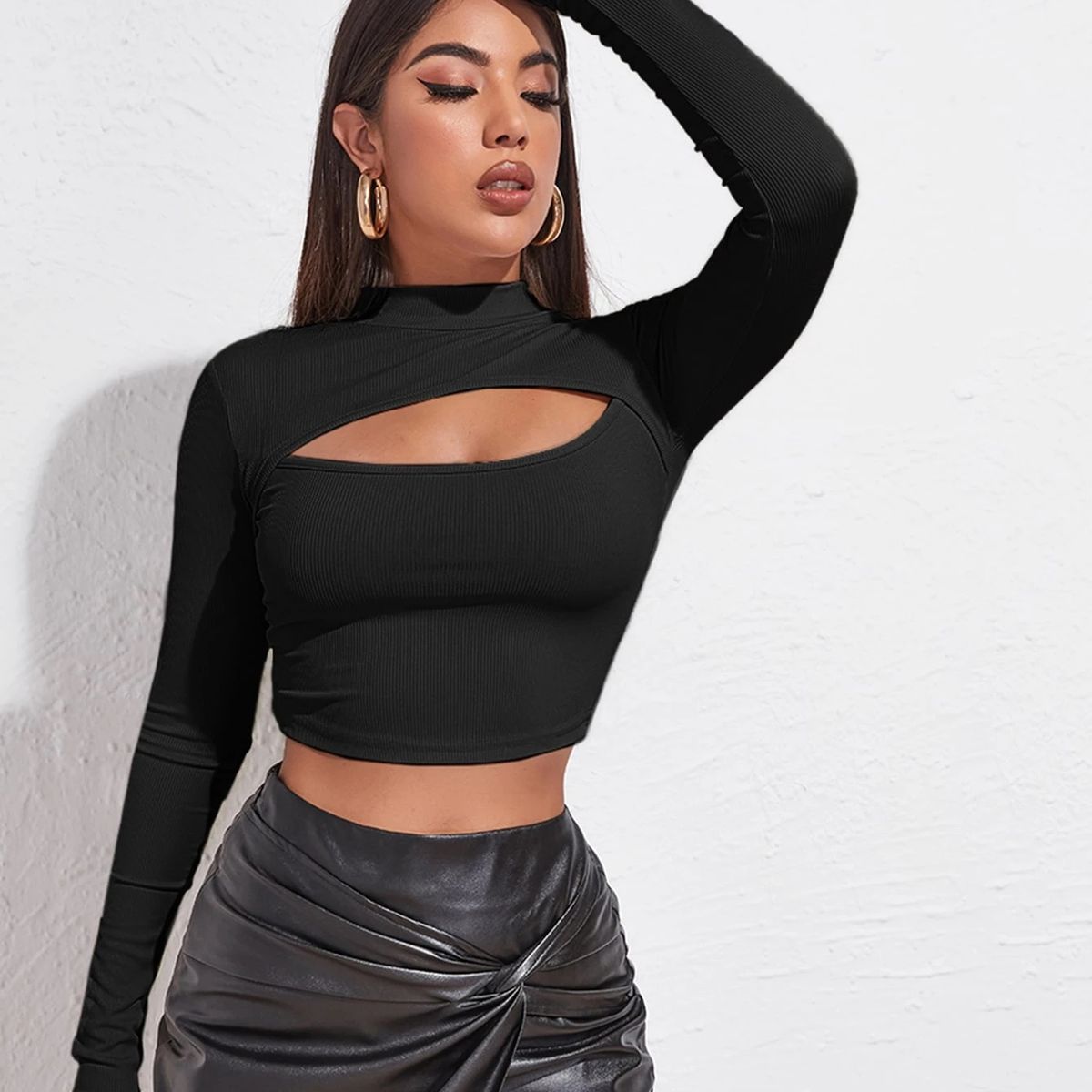 GARSIL - Crop Top De Mujer Con Cuello Y Escote De Manga Larga