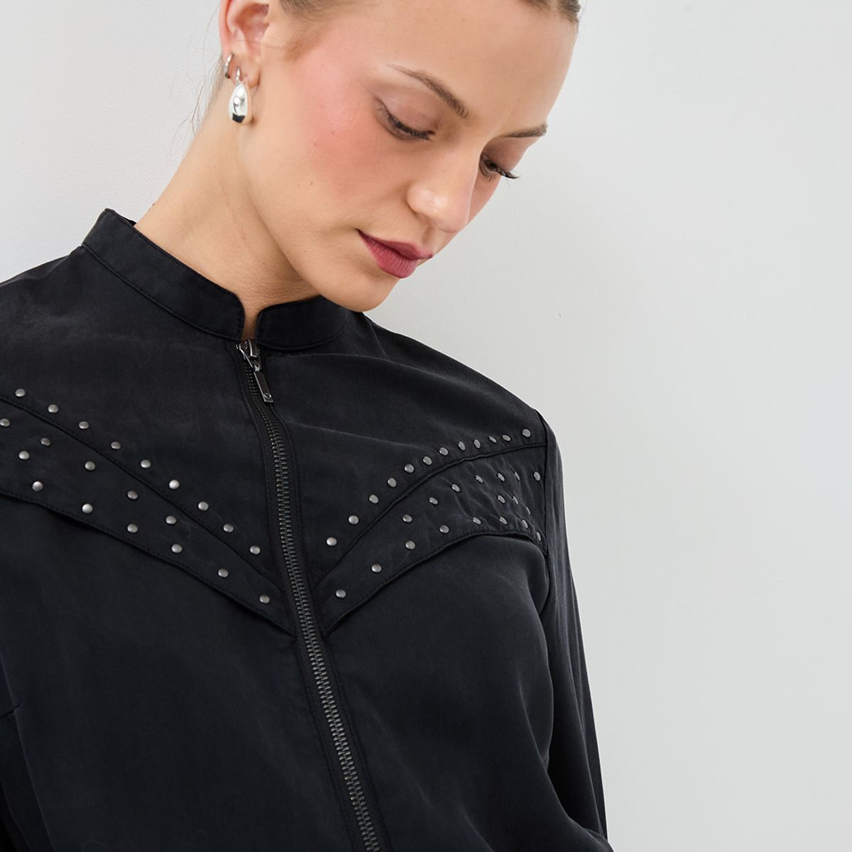 IO - Enterito Largo Negro Mujer Io