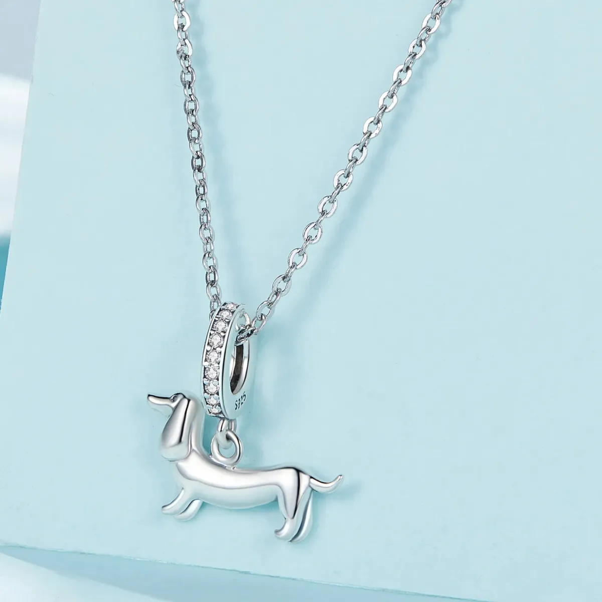 LK LUKSO - Charm Perrito Salchicha en Plata 925 