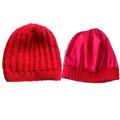 MARINA COLORINA - Gorro de lana con interior de satén rojo