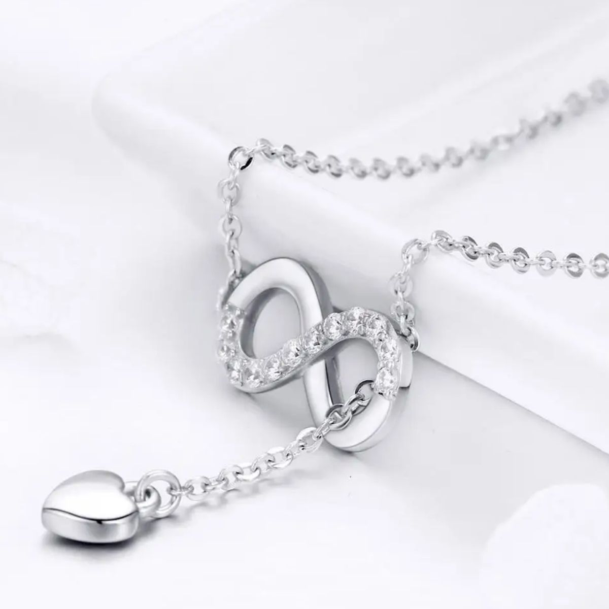 LK LUKSO - Collar Infinito en Plata 925 