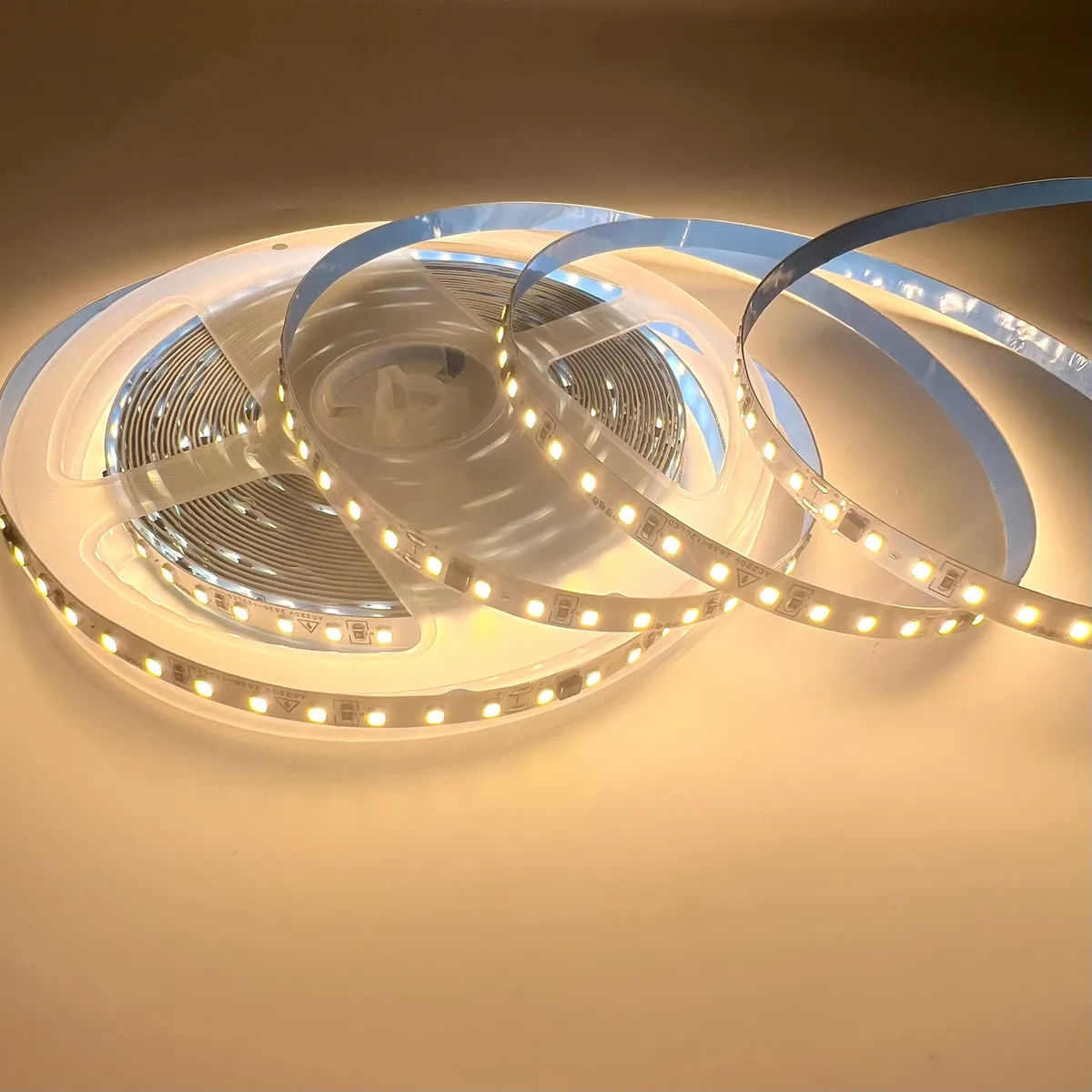 KUANGYE - Rollo Cinta Tira Led 2835 10mts Facil Instalacion 220v