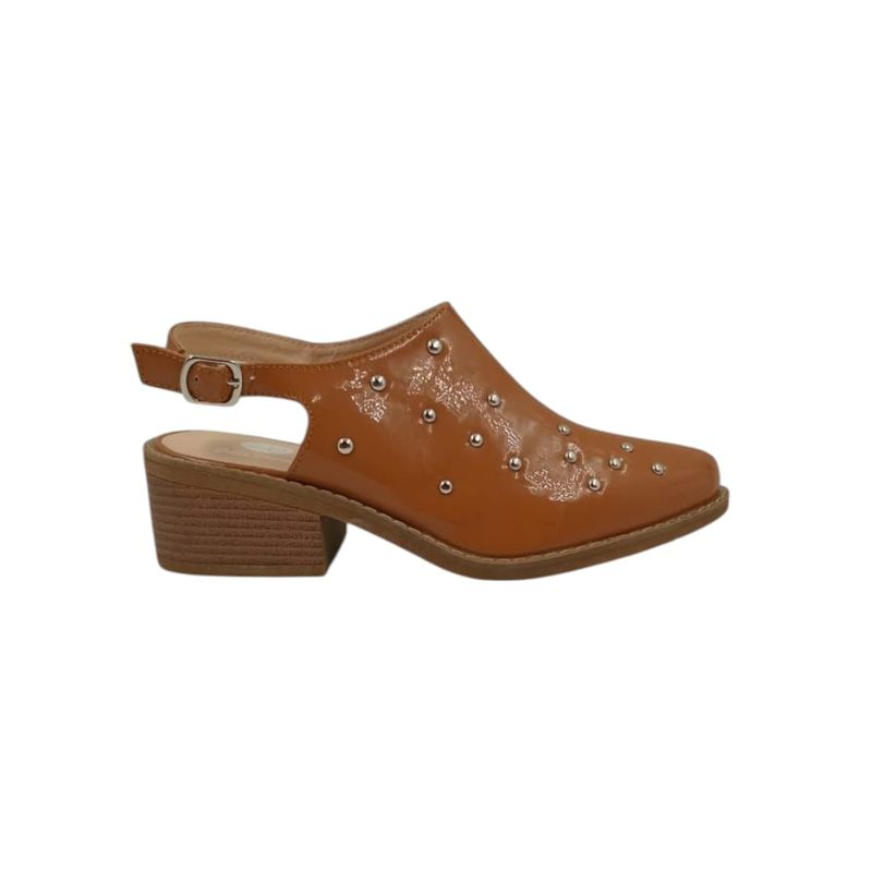 HERIEL - Zapato Camel Tachas Charol