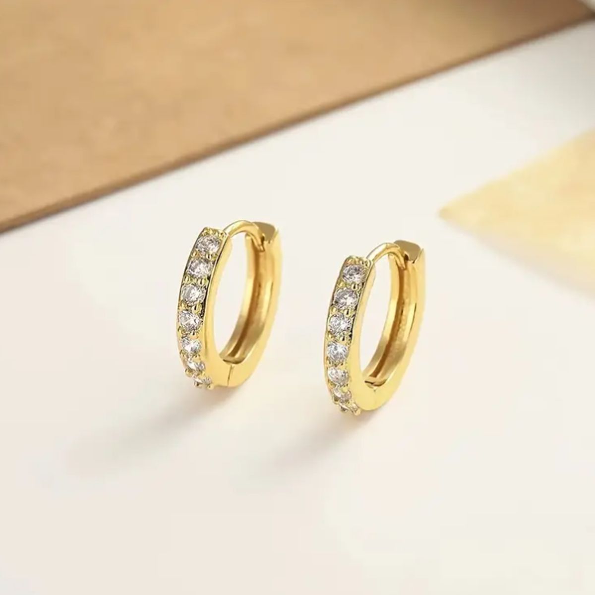 GENERICO - Aros Huggies Dorados con Circonitas Baño de Oro