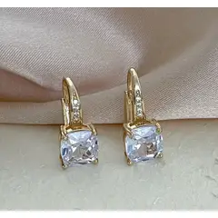 GENERICO - Aros Blanco Transparente Luz de Cristal Con Circonitas y Baño de Oro