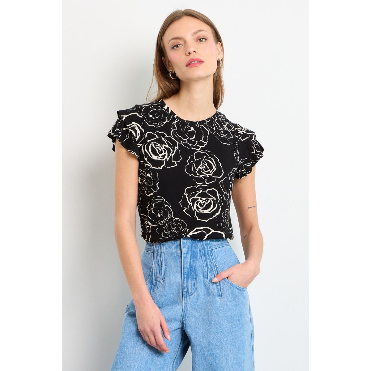 IO - Polera Manga Corta Mujer Negro IO