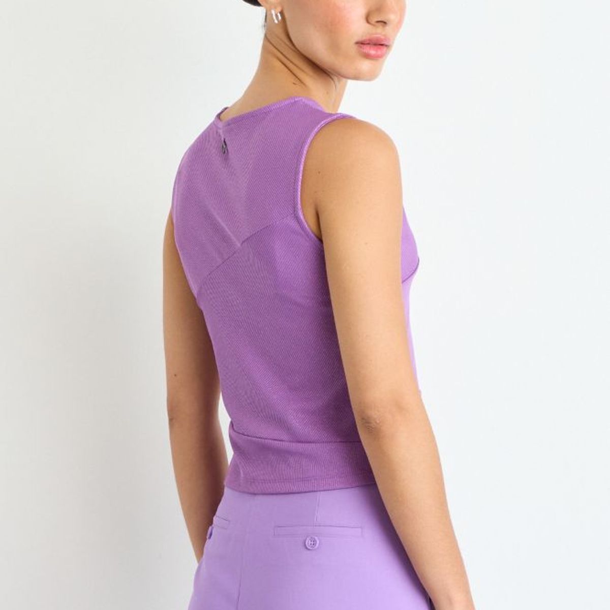 IO - Polera Sin Mangas Mujer Morado IO