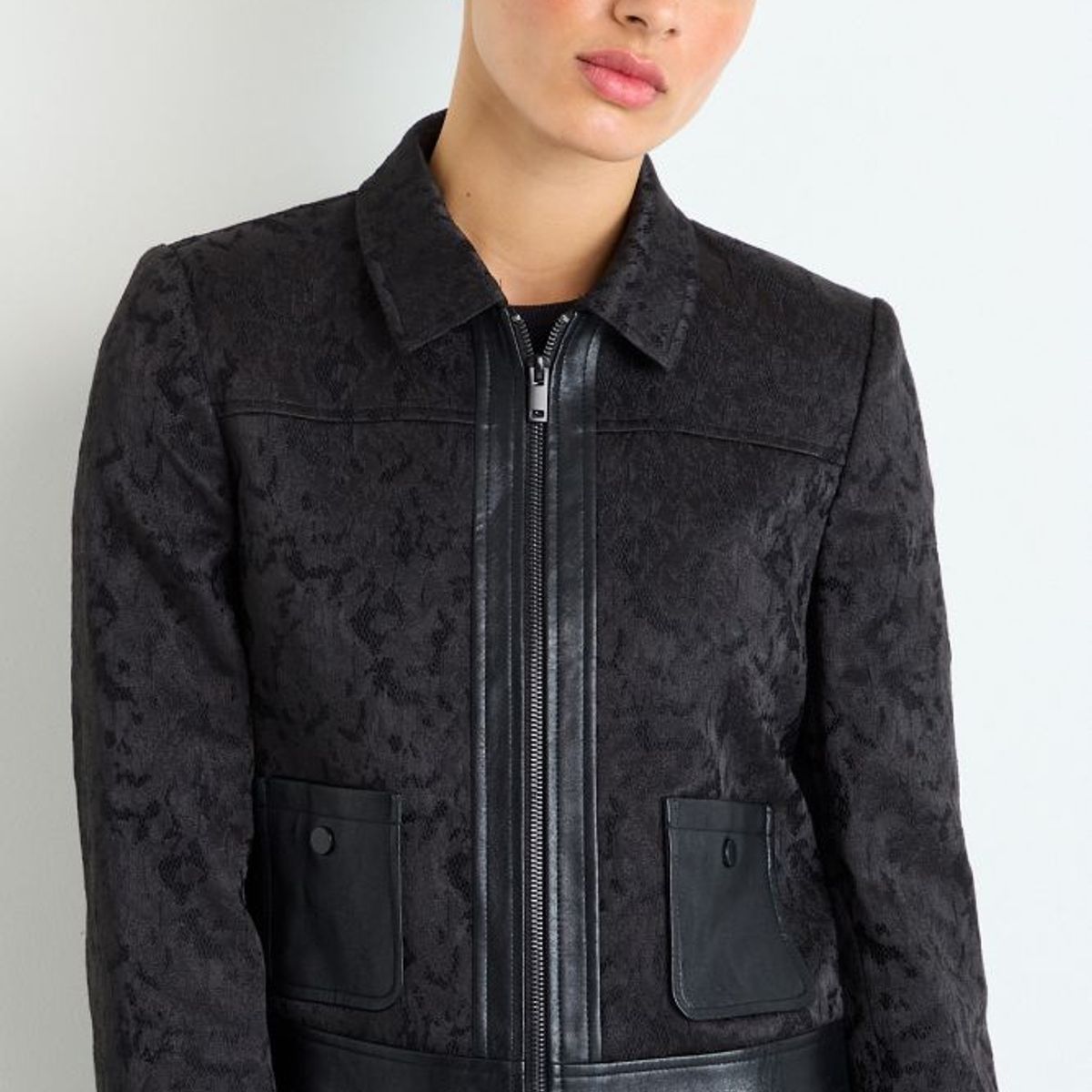 IO - Chaqueta Mujer Negro IO