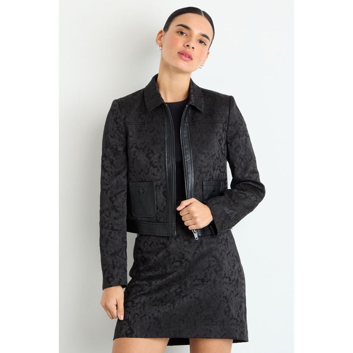 IO - Chaqueta Mujer Negro IO