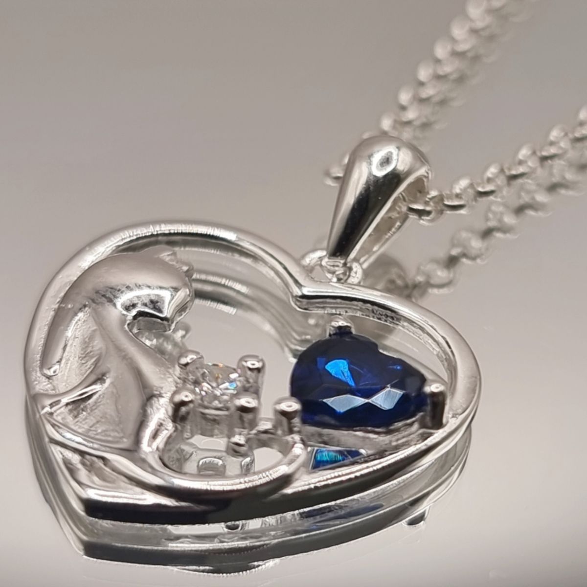 LK LUKSO - Collar Corazón con Gatito y Circones Azul Zafiro en Plata 925