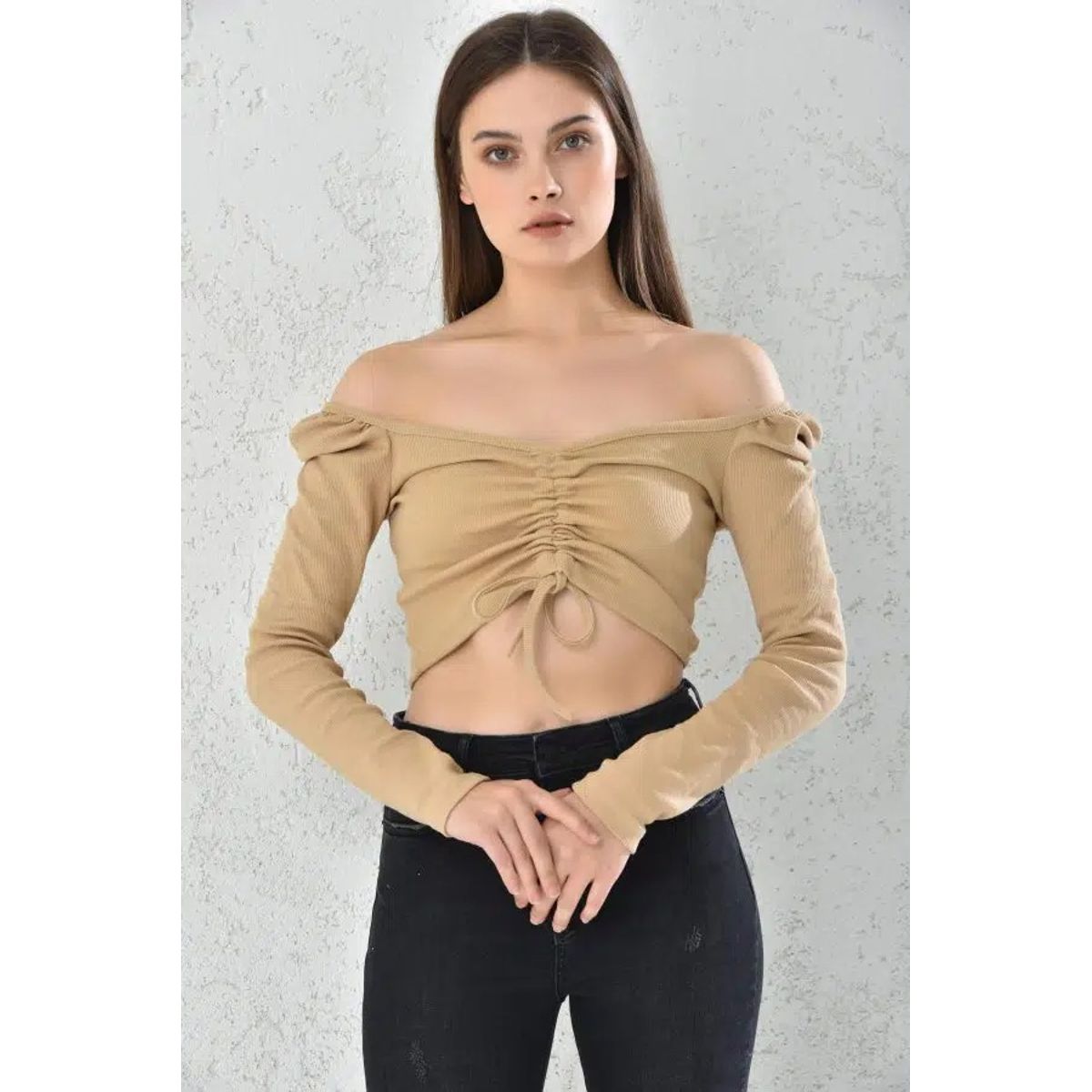 MROTTO - Top Crop Mujer Manga Larga Beige Fruncido Escote Hombros Descubiertos