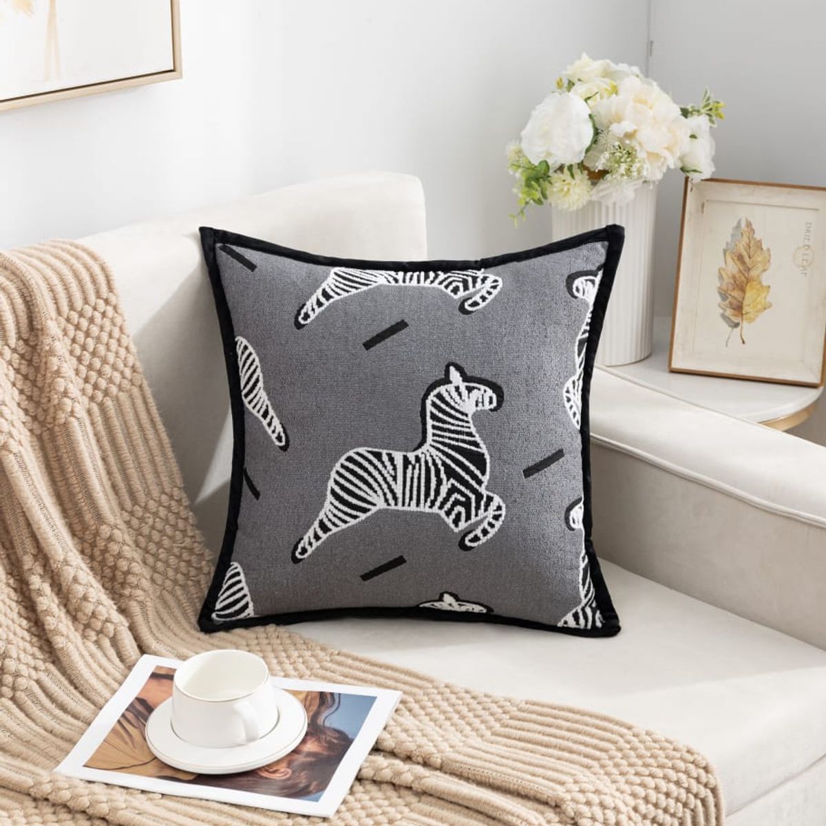 GENERICO - FUNDA CUBRE COJIN BORDADO GRIS ZEBRA 4 FUNDAS 45X45 CM TF