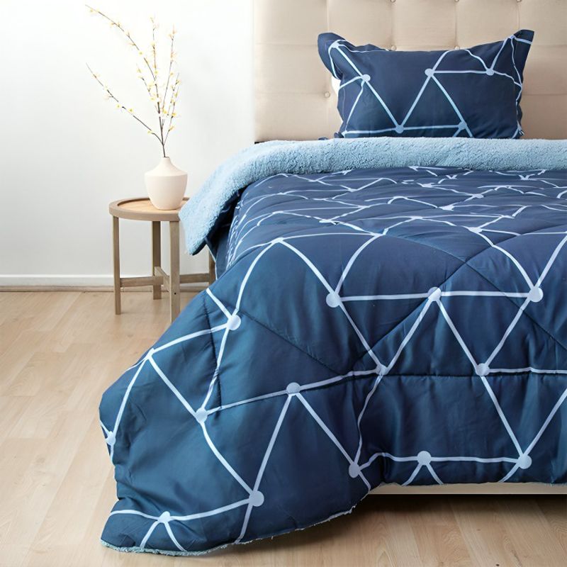 DORAL - Plumón Estampado Deluxe Sherpa 15 Plazas  Triángulos Azules  Doral  1