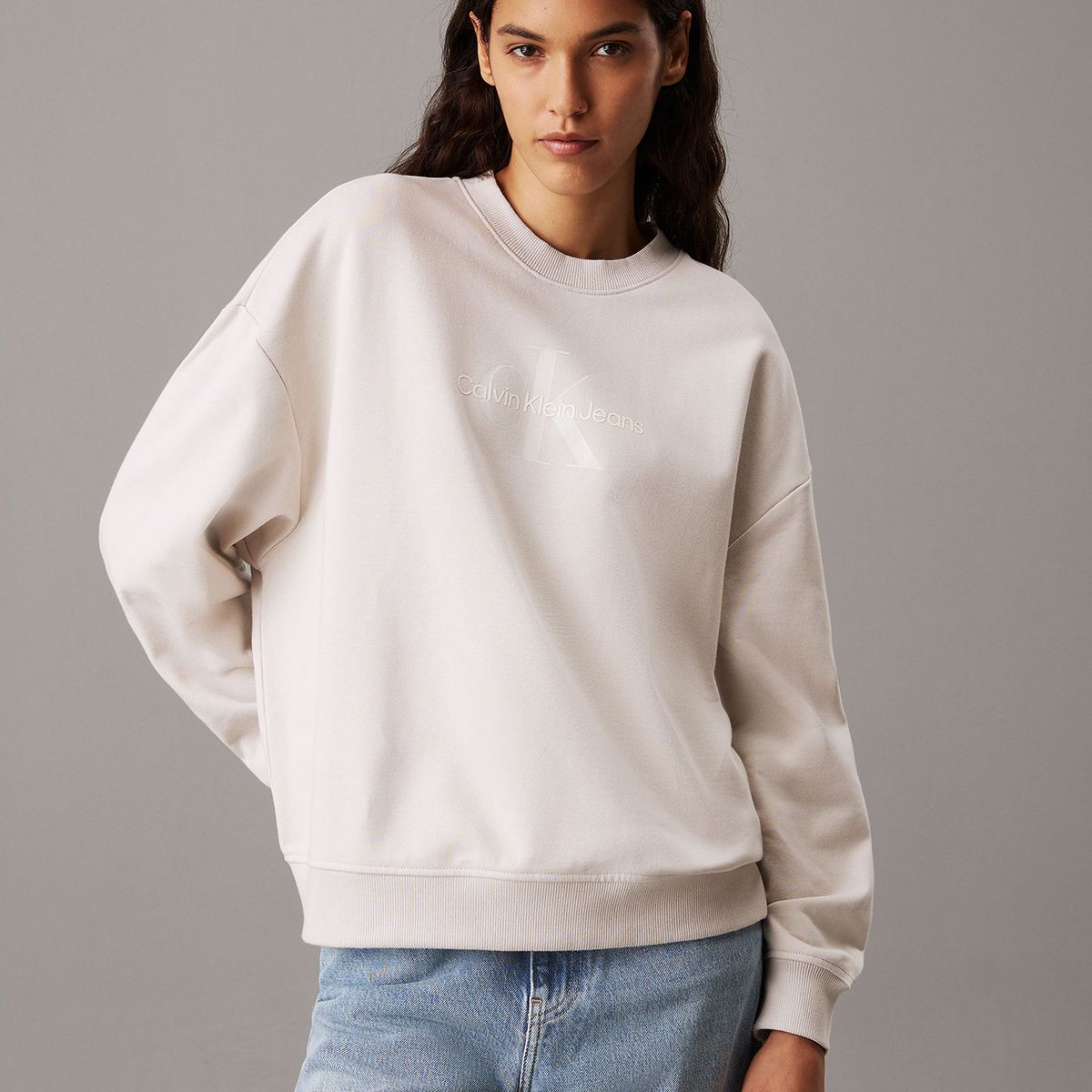 CALVIN KLEIN - Polerón con monograma Beige Calvin Klein