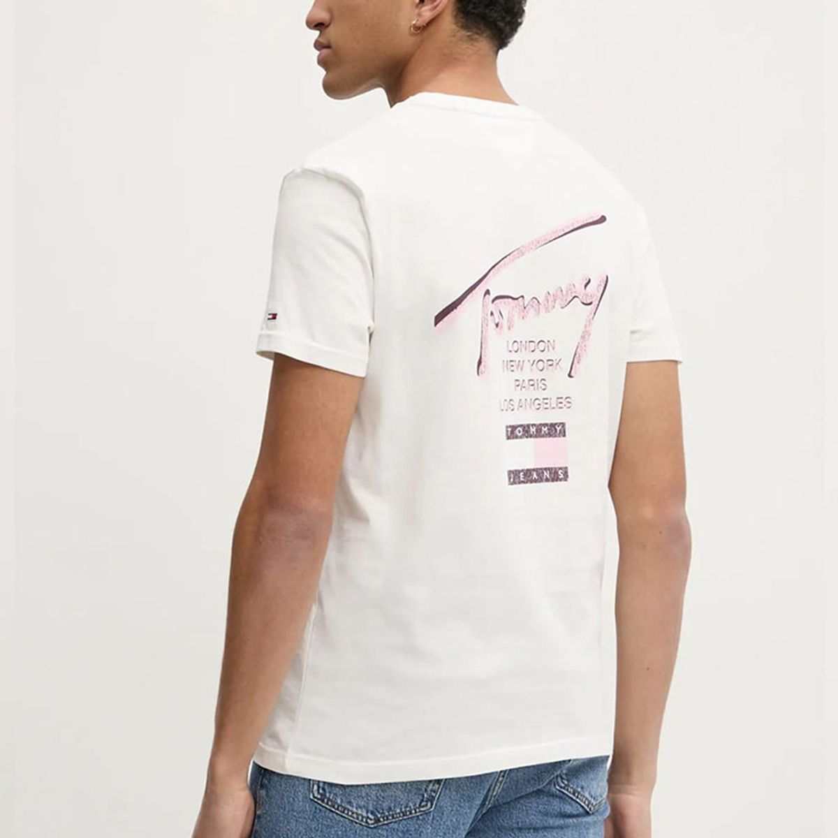 TOMMY HILFIGER - Polera Con Logo Signature Blanco Tommy Jeans