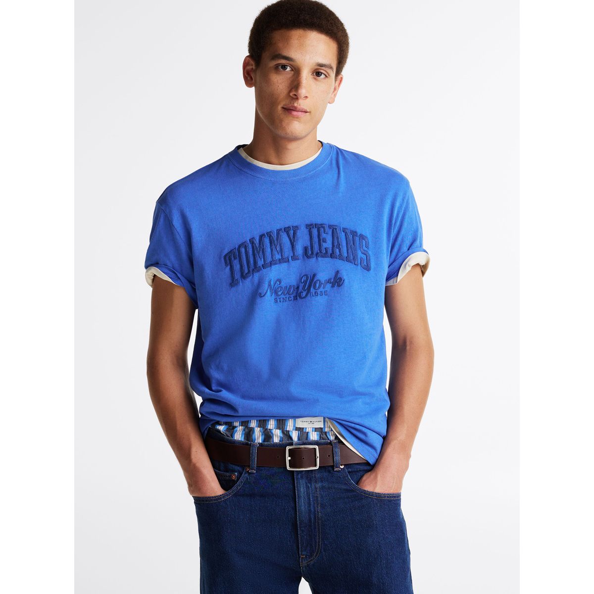 TOMMY HILFIGER - Polera Varsity Con Efecto Lavado Azul Tommy Jeans