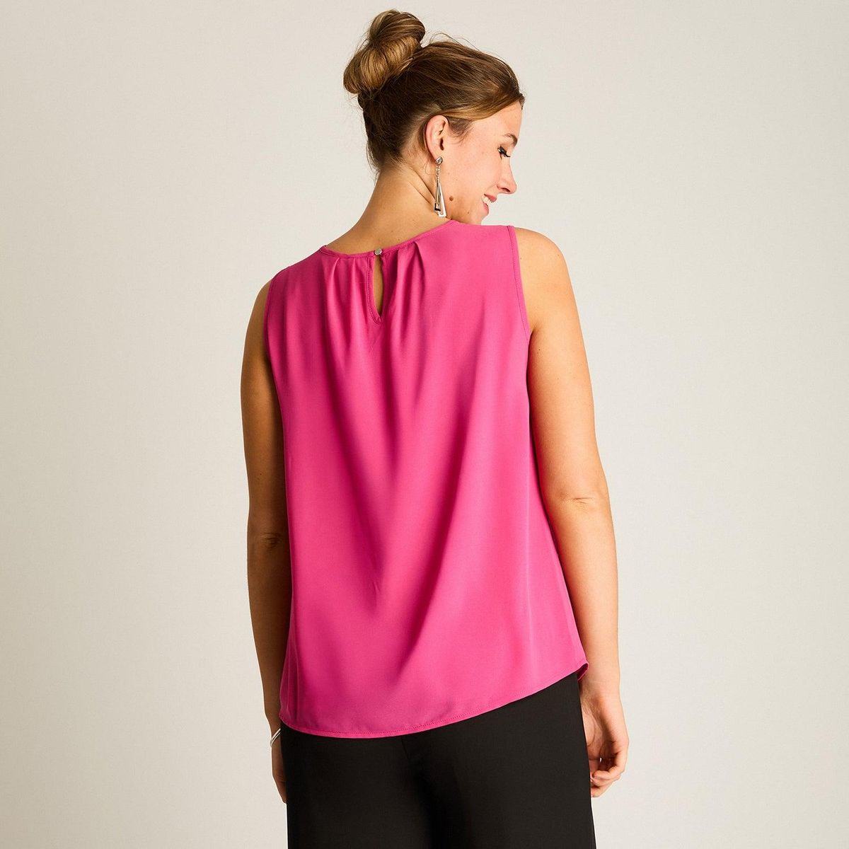 LORENZO DI PONTTI - Blusa Fucsia con Aplique de Brillos