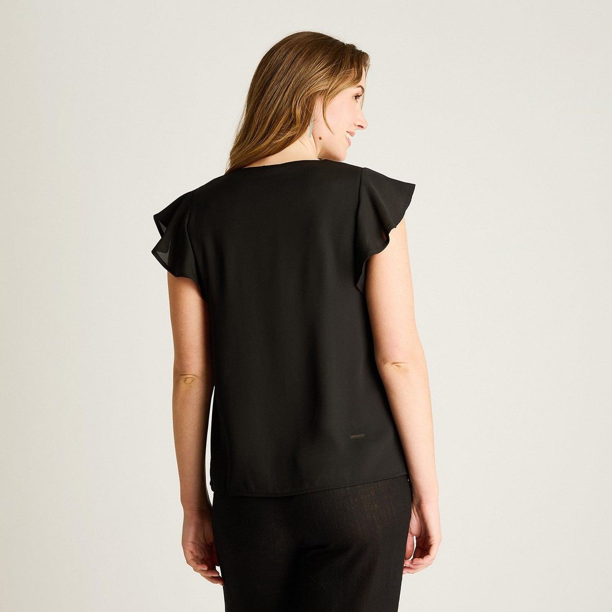 LORENZO DI PONTTI - Blusa Negra Volantes & Collar