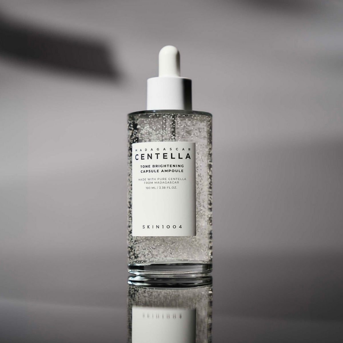 SKIN1004 - Ampolla Facial Iluminadora Brightening 100ml Skin1004