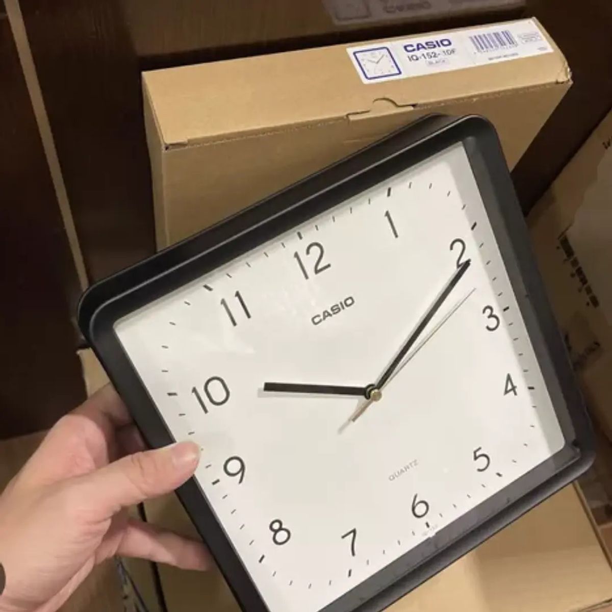 CASIO - Reloj Casio de Pared Mural Análogo Negro IQ-152-1df