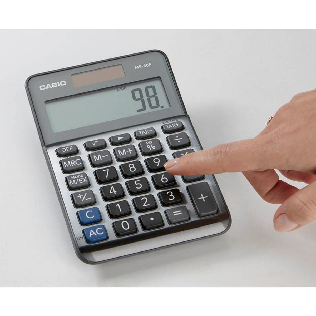 CASIO - CALCULADORA CASIO MS80F 8 DIGITOS CON TAX METALICA