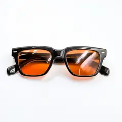 UNTOLD - Lentes de Sol Toscana