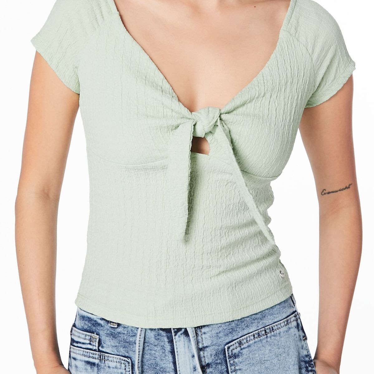 EFESIS - Polera Mathis Regular Manga Corta Mujer