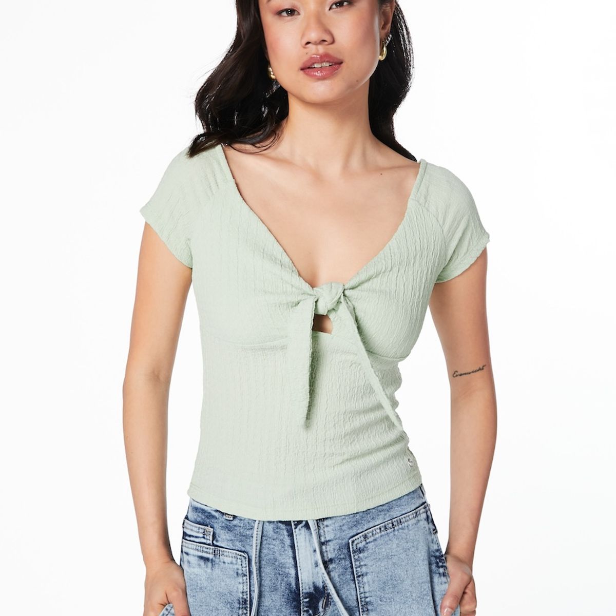 EFESIS - Polera Mathis Regular Manga Corta Mujer