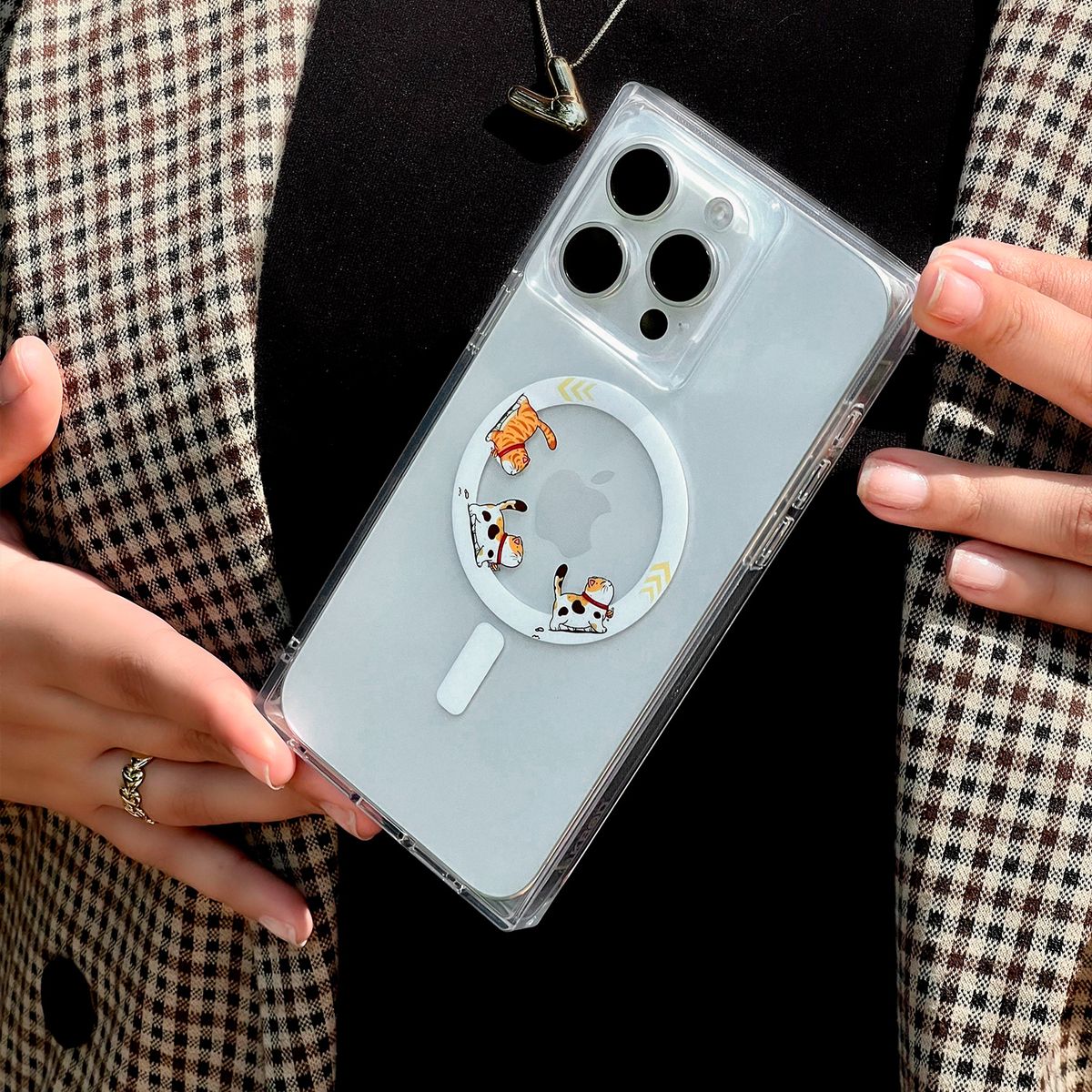 KBOD - Carcasa Para Teléfonos Kbod Blox Pet A90 Diseños Gatos Blancos Para iPhone 15 Pro Max
