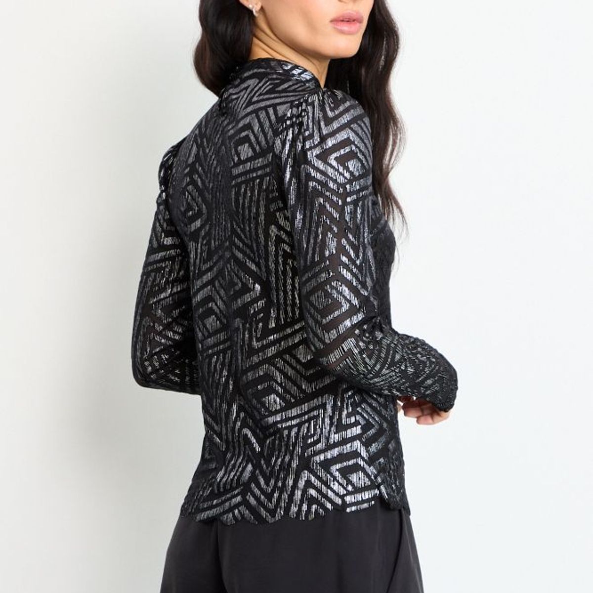 IO - Polera Manga Larga Mujer Negro IO