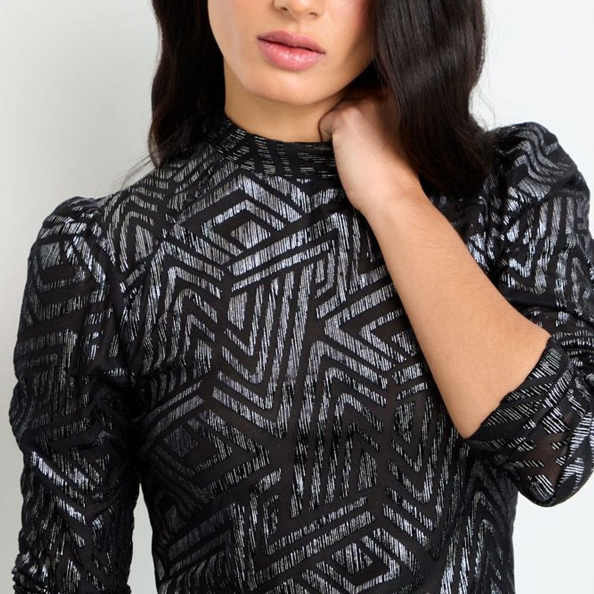 IO - Polera Manga Larga Mujer Negro IO