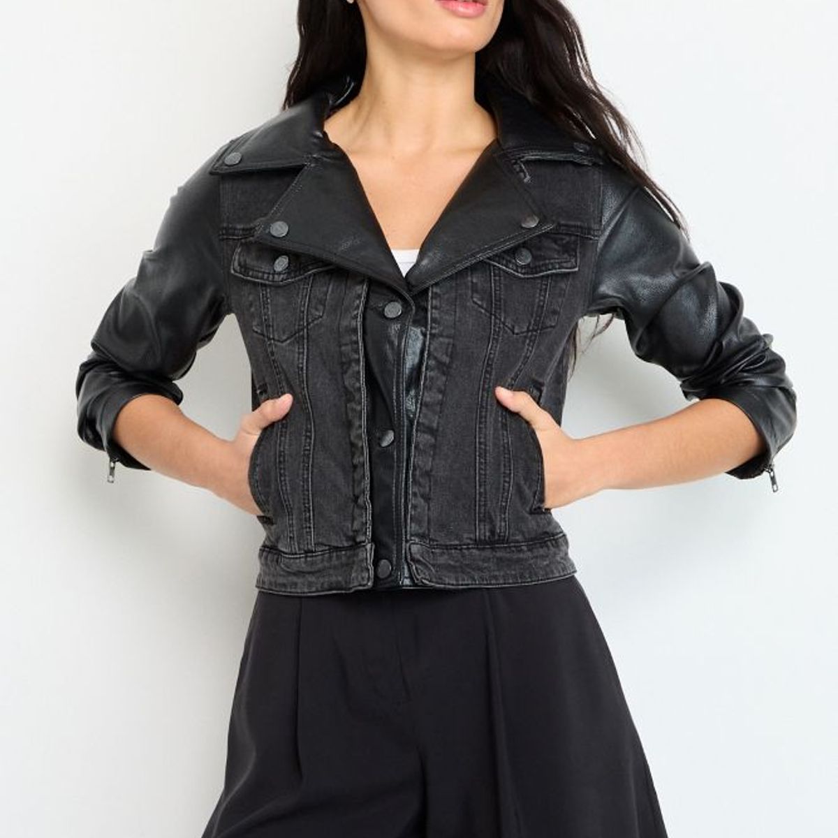 IO - Chaqueta Mujer Negro IO