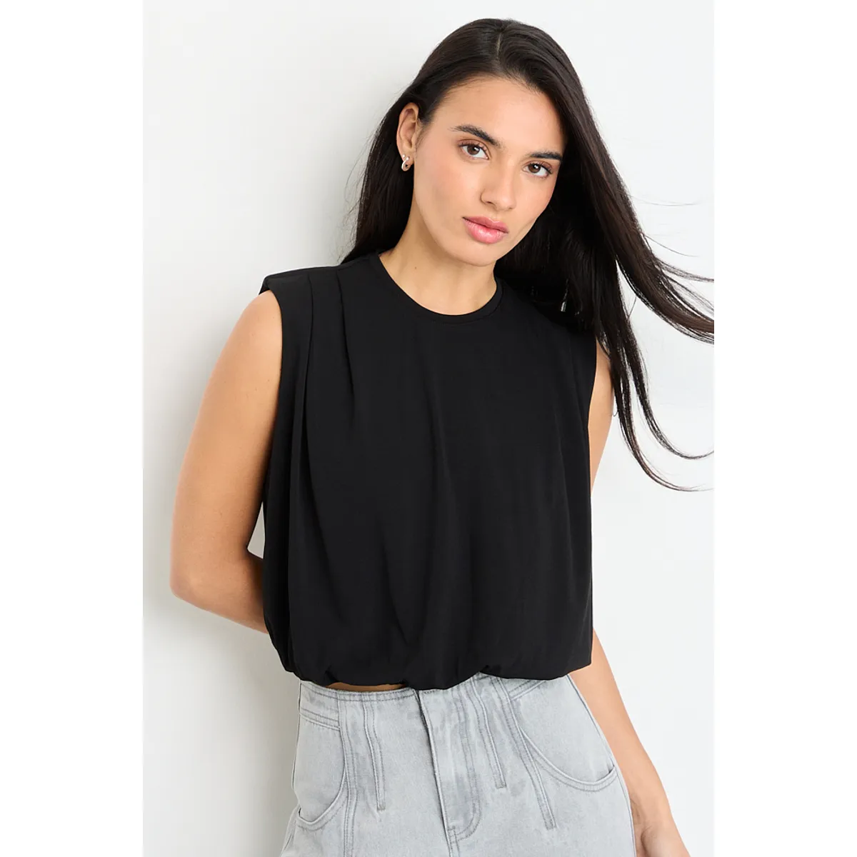 IO - Polera Sin Mangas Mujer Negro IO