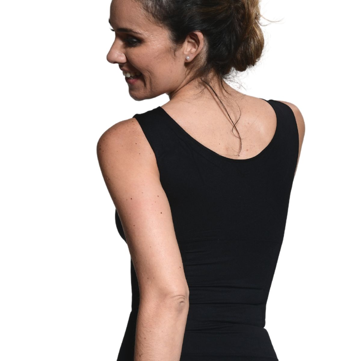 DAILY - Camiseta Modelante En V Karam