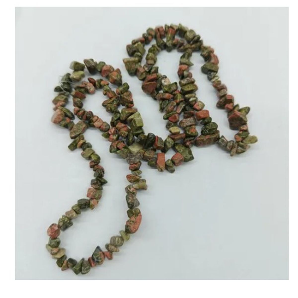 GENERICO - Piedra Unakita Chip Piedra Energética Perforada