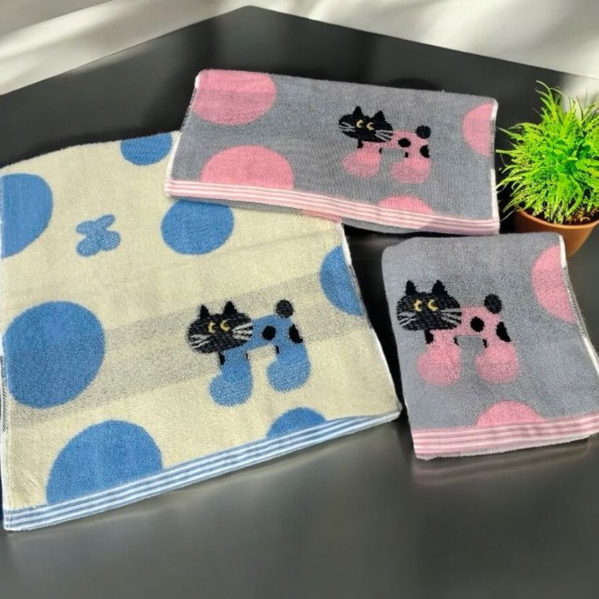 HOMEY - Juego de 2 toallas, para cuerpo y manos, modelo de gato.