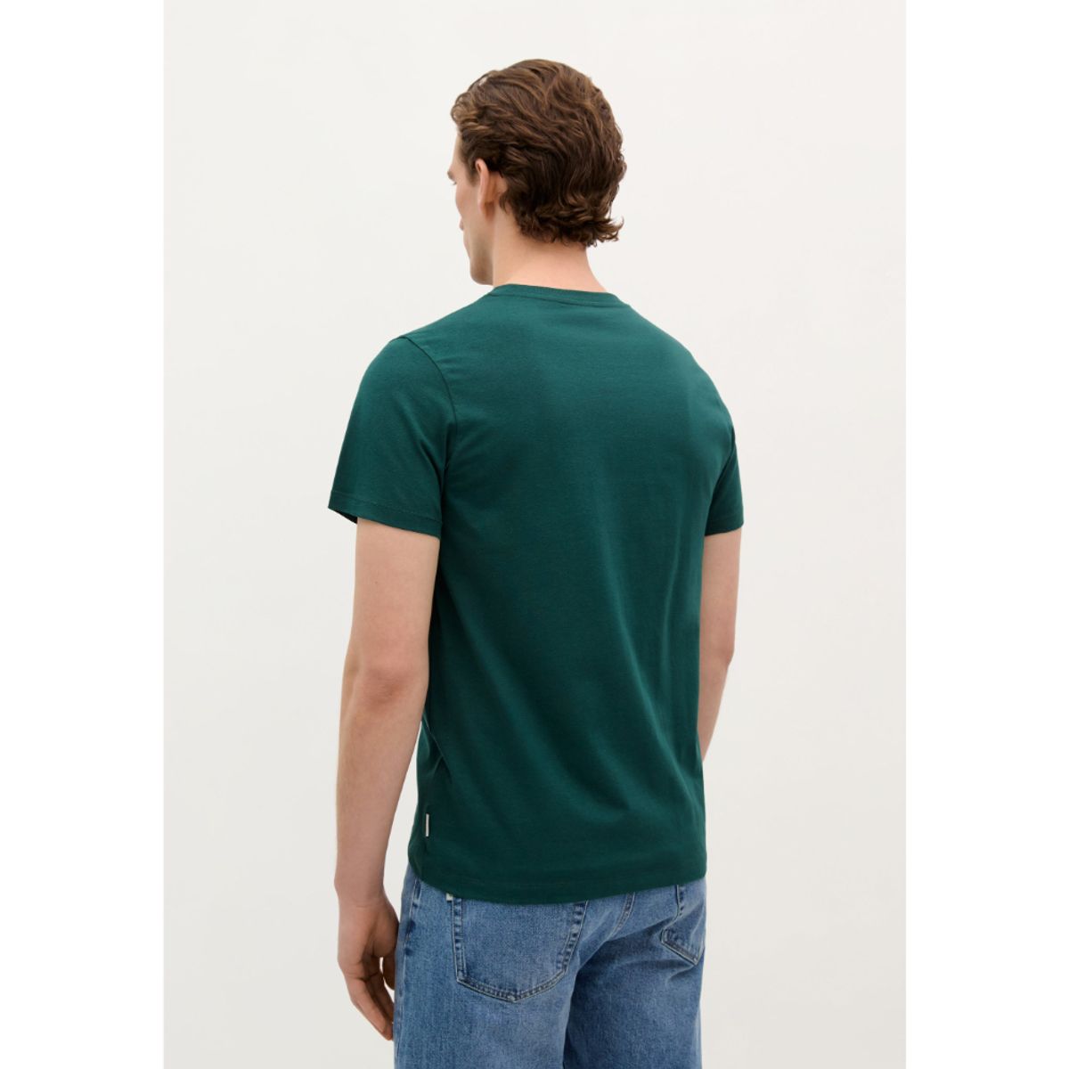 SCALPERS - POLERA BÁSICA CALAVERA