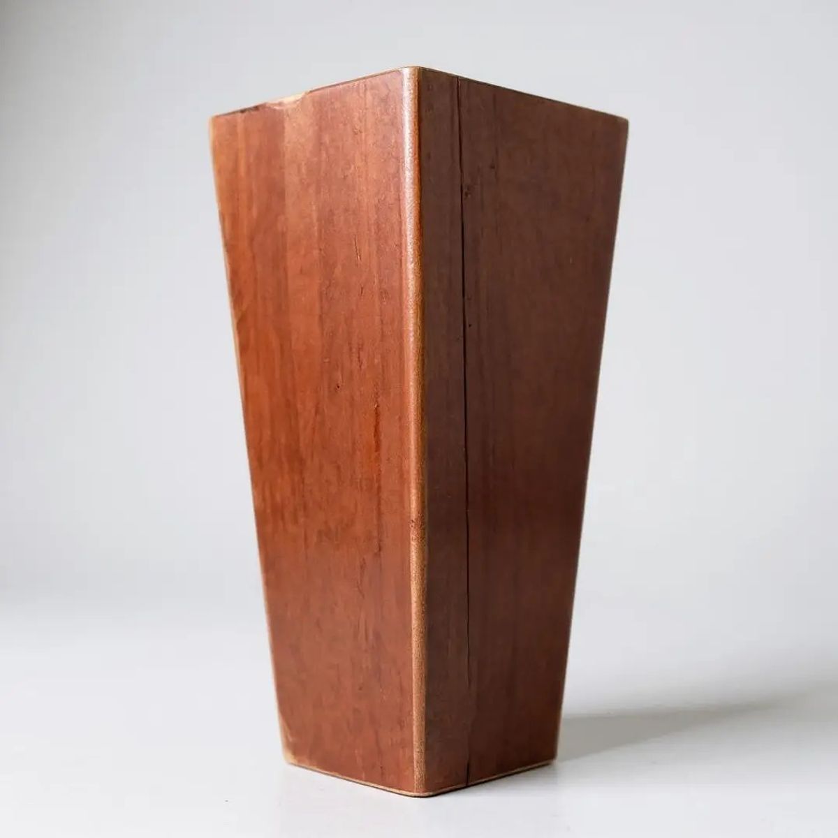 BLOCCARE - Kit 4 Patas Universales Para Cama Europea - Chcolate 24 cm