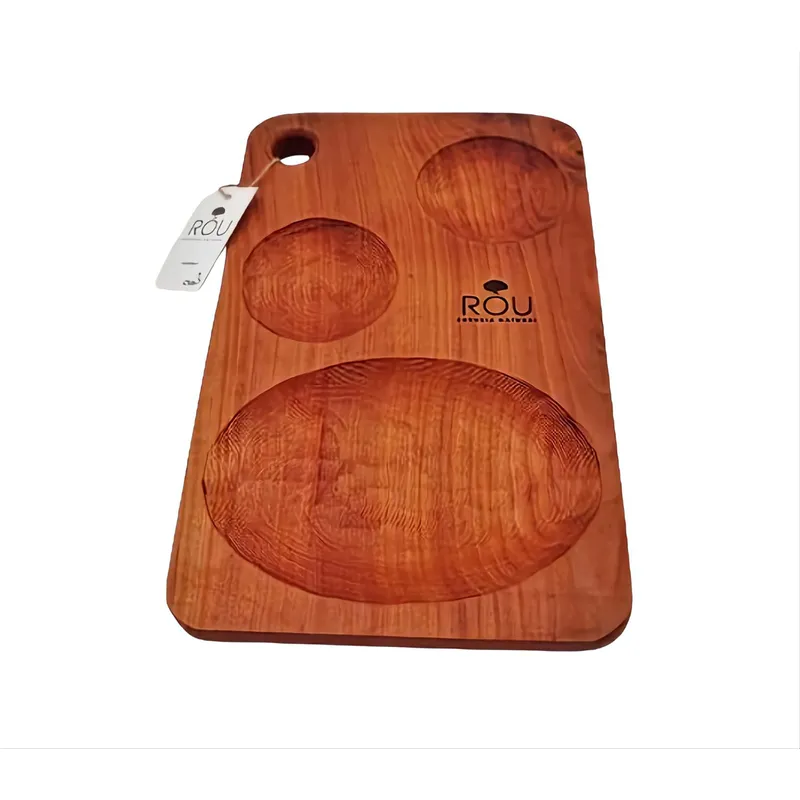 ROU ESENCIA NATURAL - Tabla de cóctel 40 x 25 cm. madera nativa ROU ( 3 divisiones)