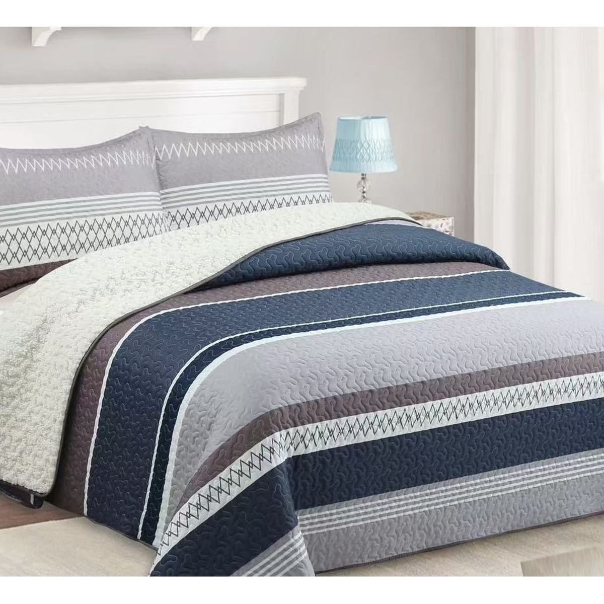 COMPRAPO - Cubrecama Quilt Sherpa King Modelo Urban Gray and Blue + 2 Fundas
