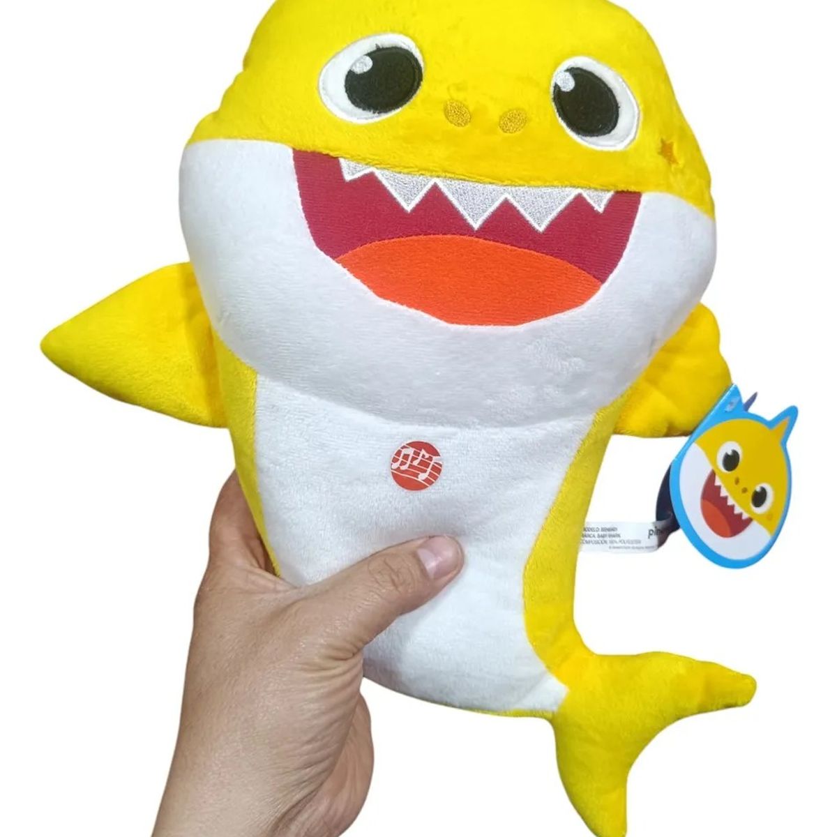 BABY SHARK - Baby Shark Peluche Musical 40 Cm.
