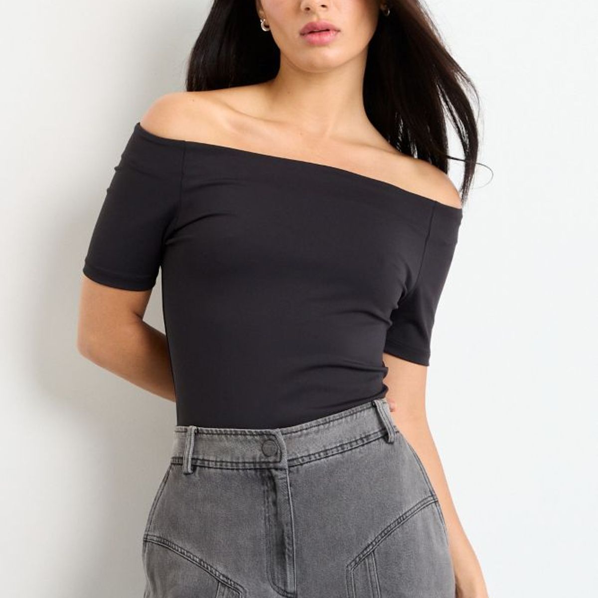 IO - Polera Sin Mangas Mujer Negro IO