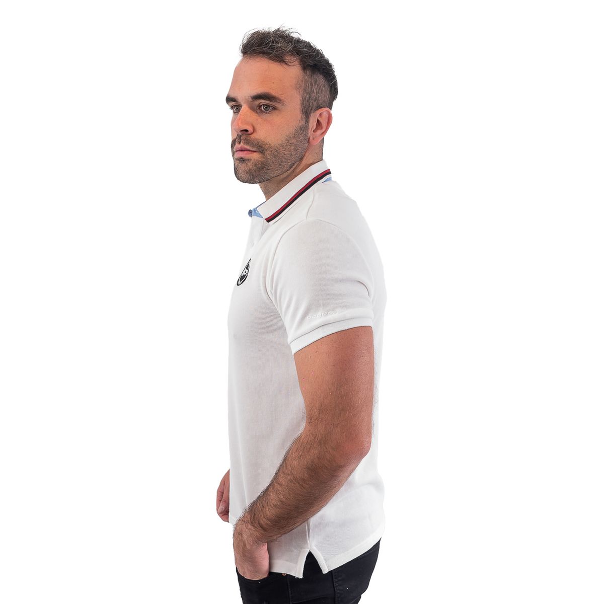PARROT - Polera Manga Corta con Logo bordado